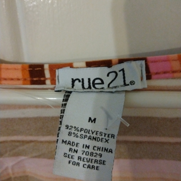 Rue 21 Barbiecore Vibrant Multicolored Long Sleeved Crop Top with Tie Back M - Picture 3 of 8